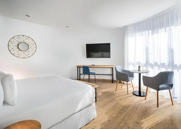 Barcelo Costa Vasca Отель Сан-Себастьян